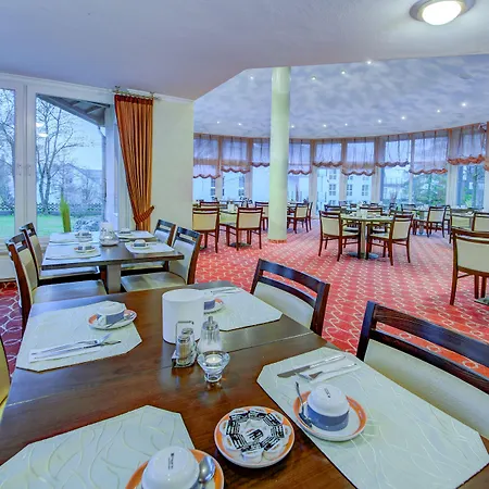 Pti Eichwald Hotel 3*